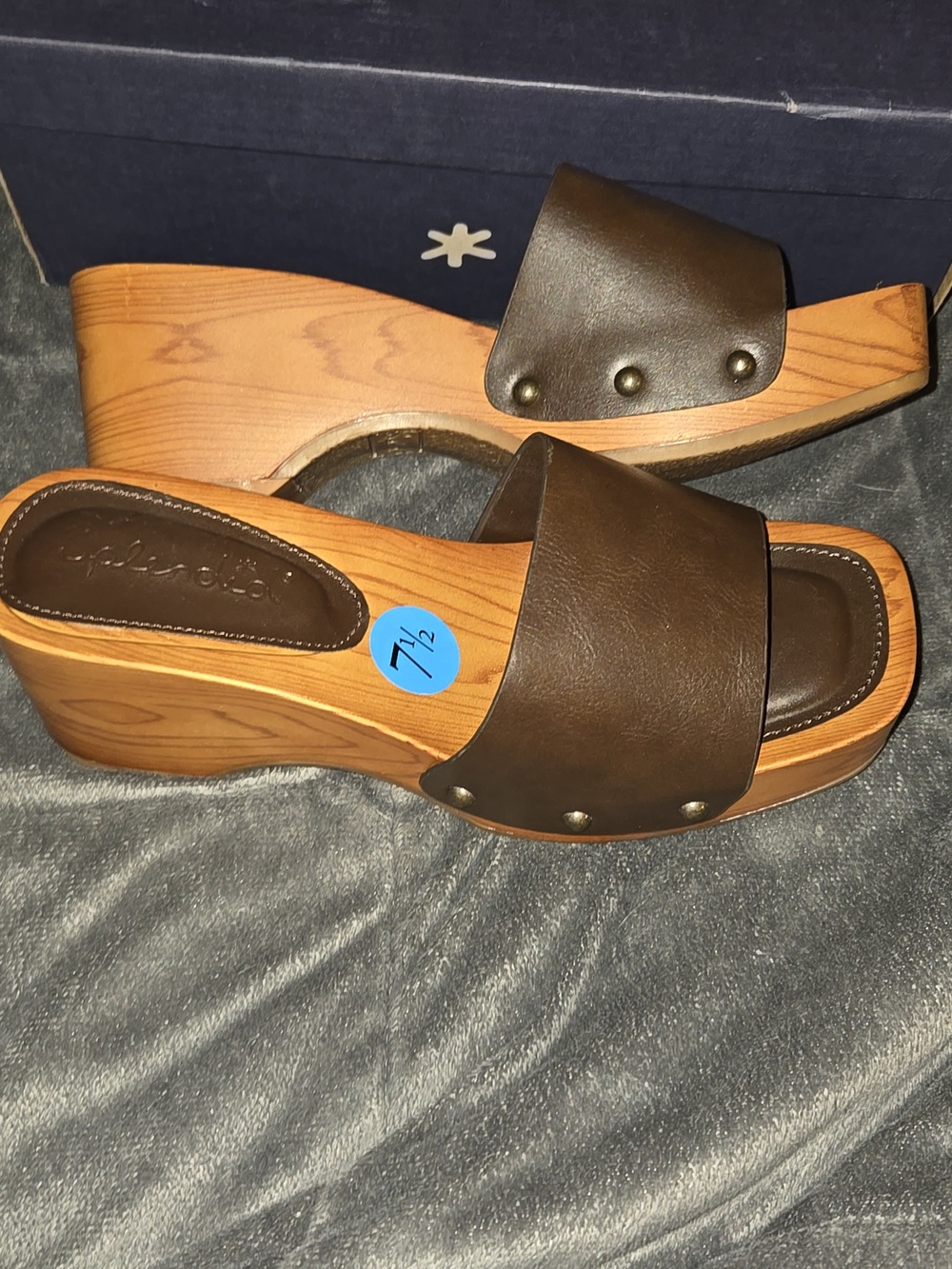 Splendid Brexlee Chocolate Wood 7.5 M - Picture 5 of 7